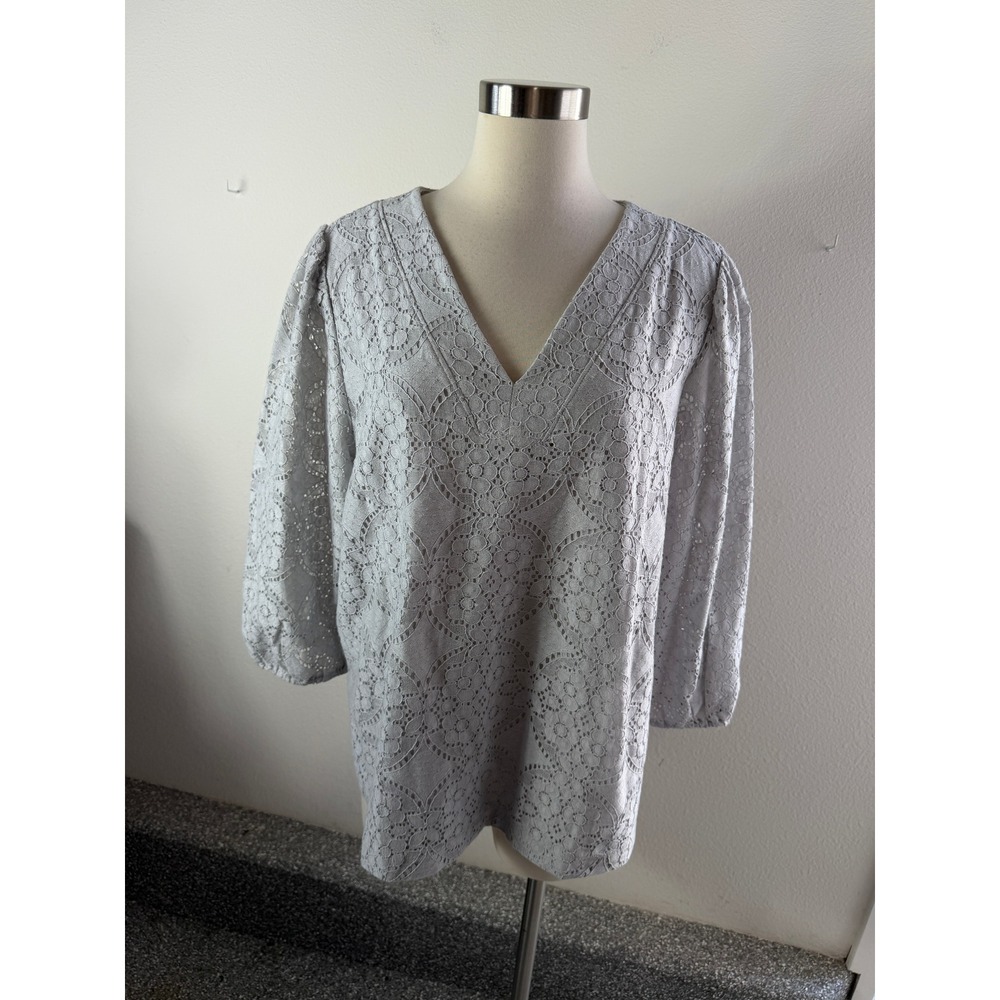 J Jill Womens Large Grey Floral Eyelet Lace V Neck Blouse 3/4 Puff Sleeve Top